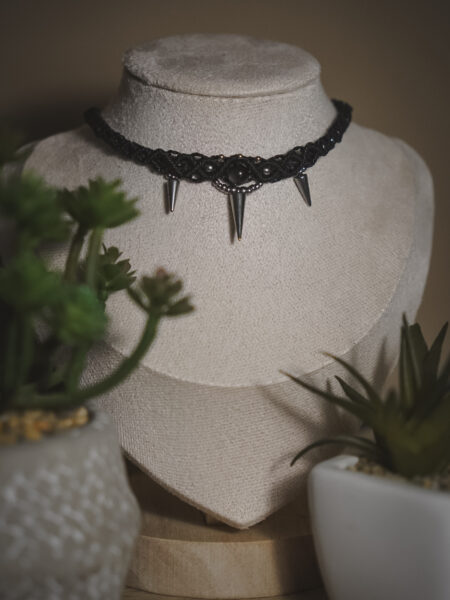 Lilith Choker