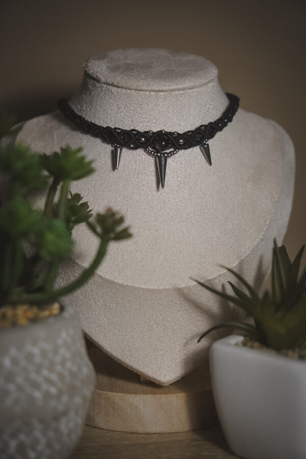 Lilith Choker