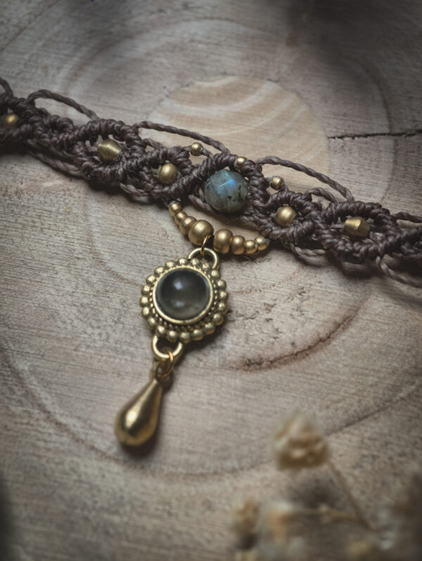 Coventina Choker