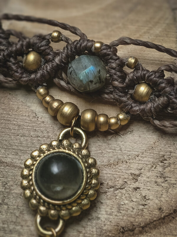 Coventina Choker