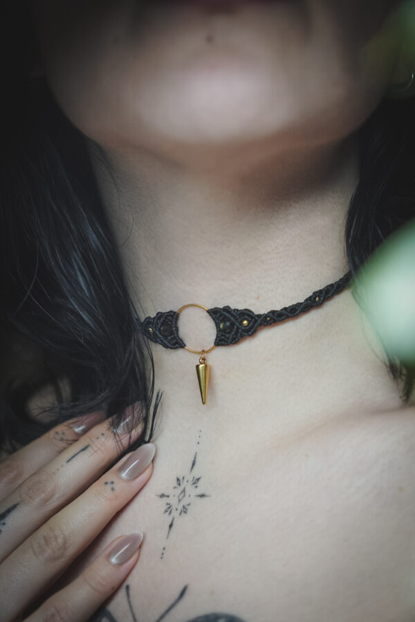 Astarte Choker