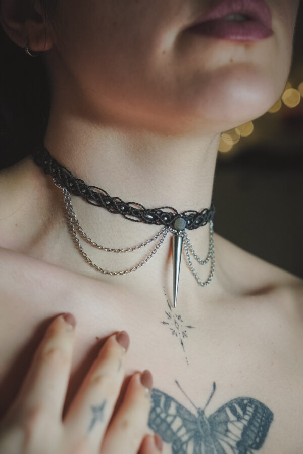 Erelim Choker