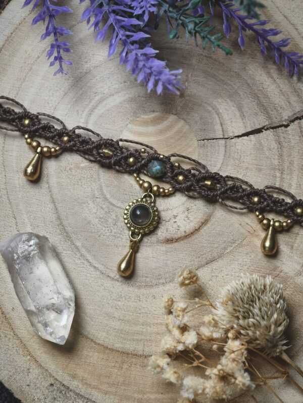 Coventina Choker